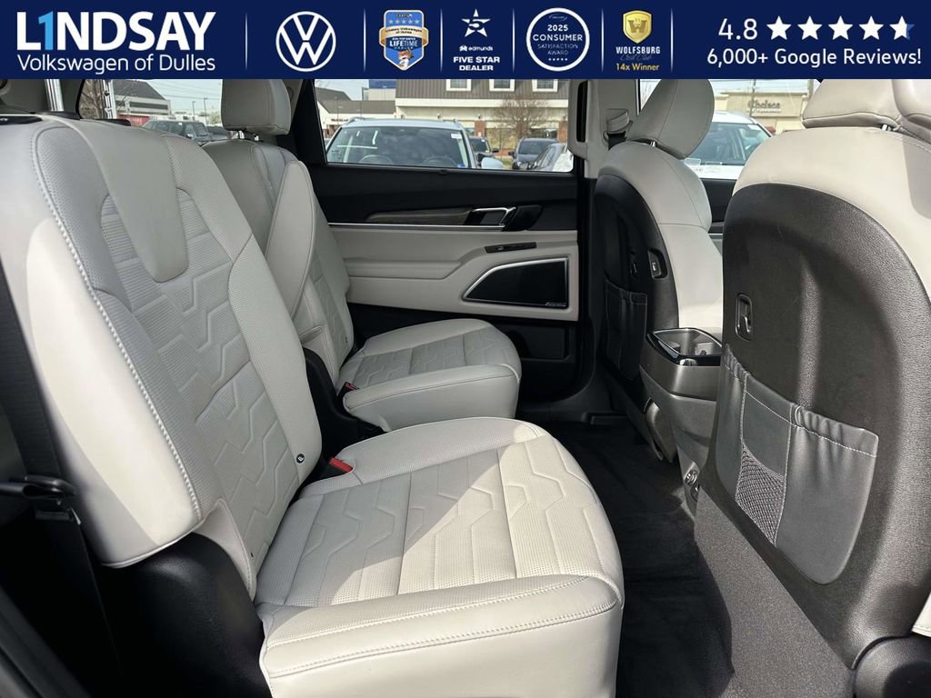 Used 2021 Kia Telluride SX w/ SX Prestige Package image 12