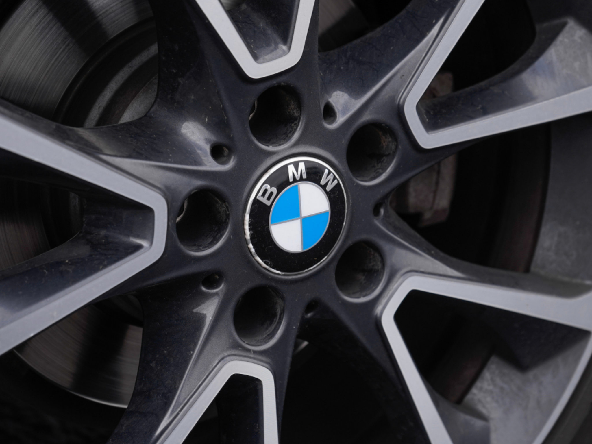 Used 2017 BMW X5 xDrive40e AWD/4WD image 9