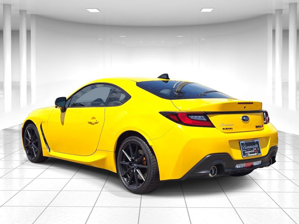 Used 2026 Subaru BRZ Series.Yellow RWD image 5