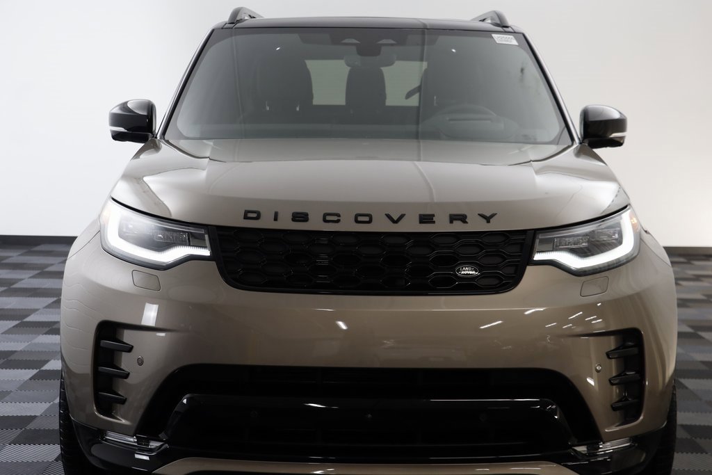 New 2025 Land Rover Discovery Dynamic SE image 21