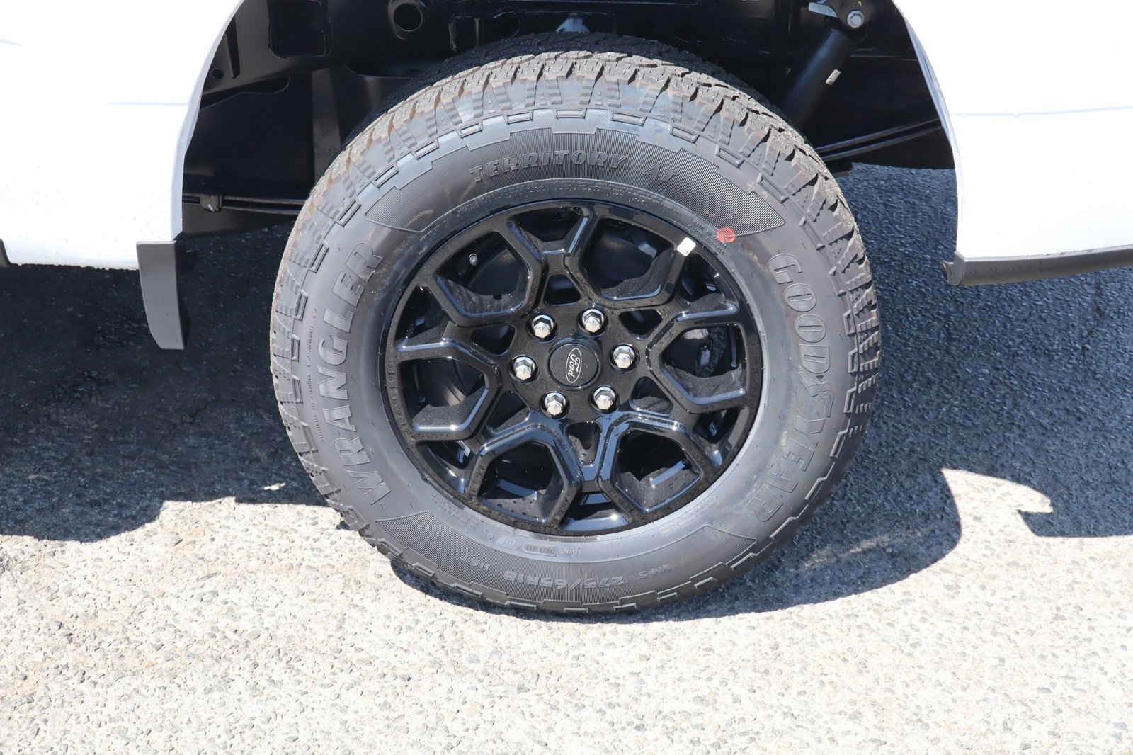 New 2026 Ford F150 XLT w/ FX4 Off-Road Package AWD/4WD image 13