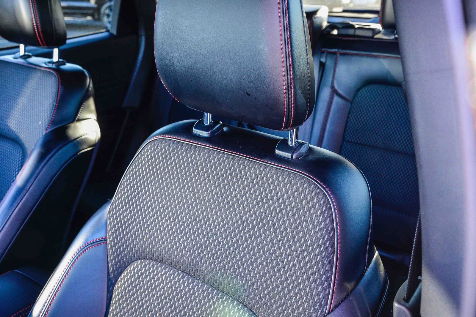 Used 2025 Ford Escape ST-Line w/ Equipment Group 301A image 21