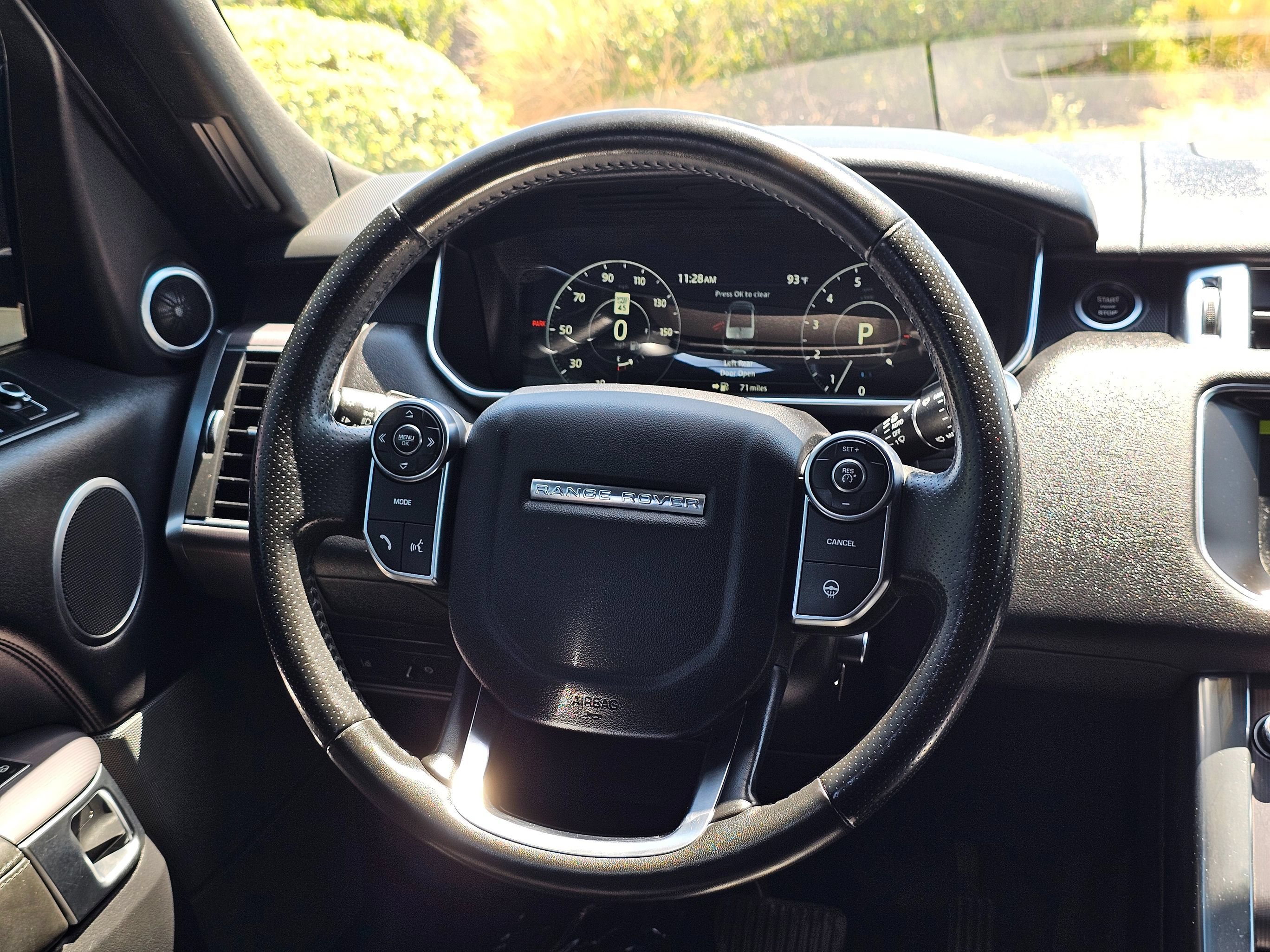Used 2017 Land Rover Range Rover Sport HSE AWD/4WD image 25