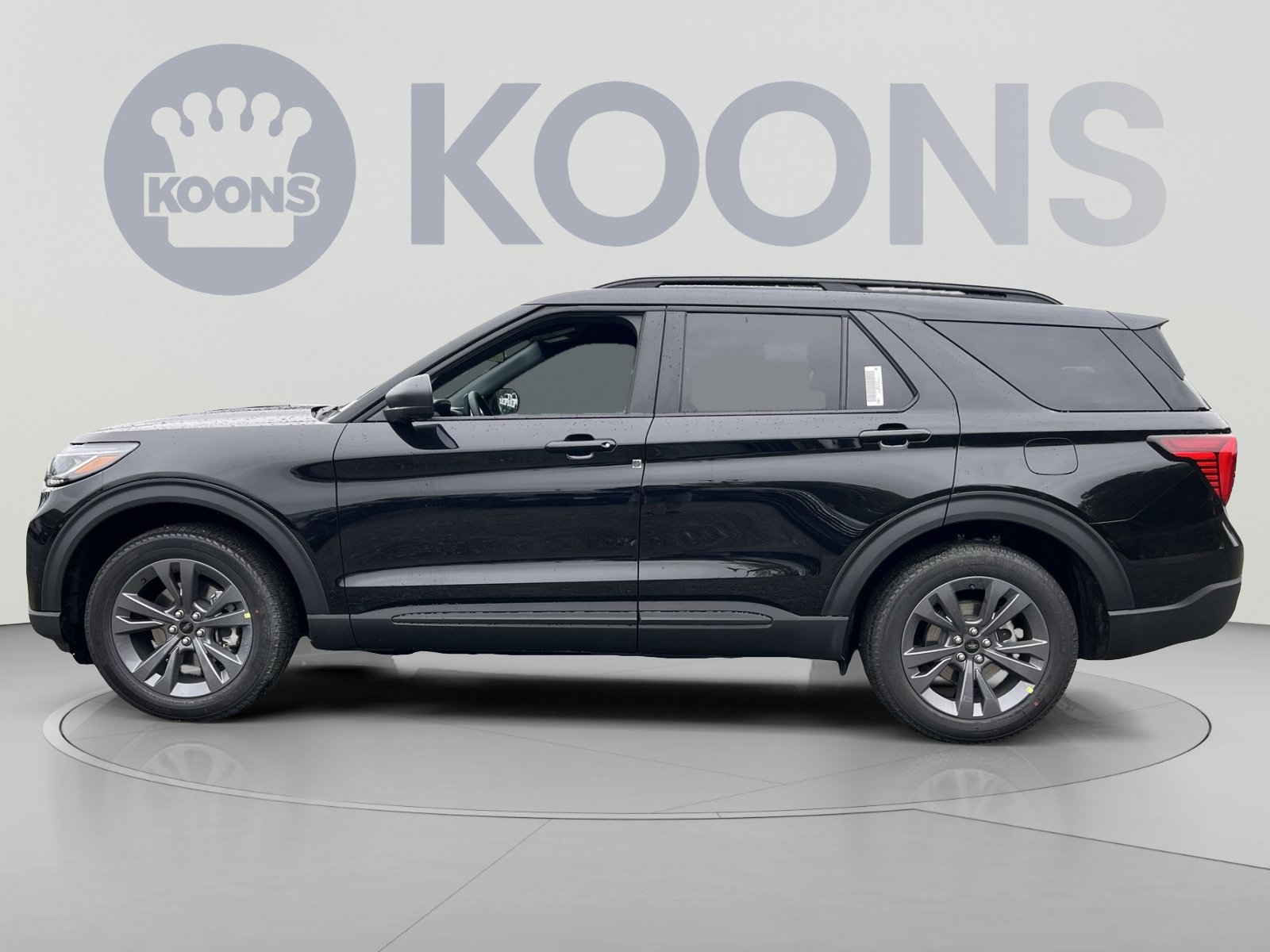 New 2027 Ford Explorer Active w/ Active Comfort Package AWD/4WD image 2