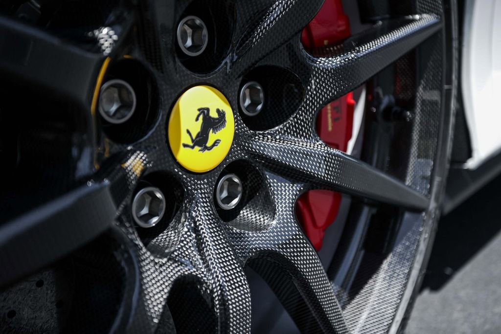 Certified 2025 Ferrari SF90 Spider AWD/4WD image 15