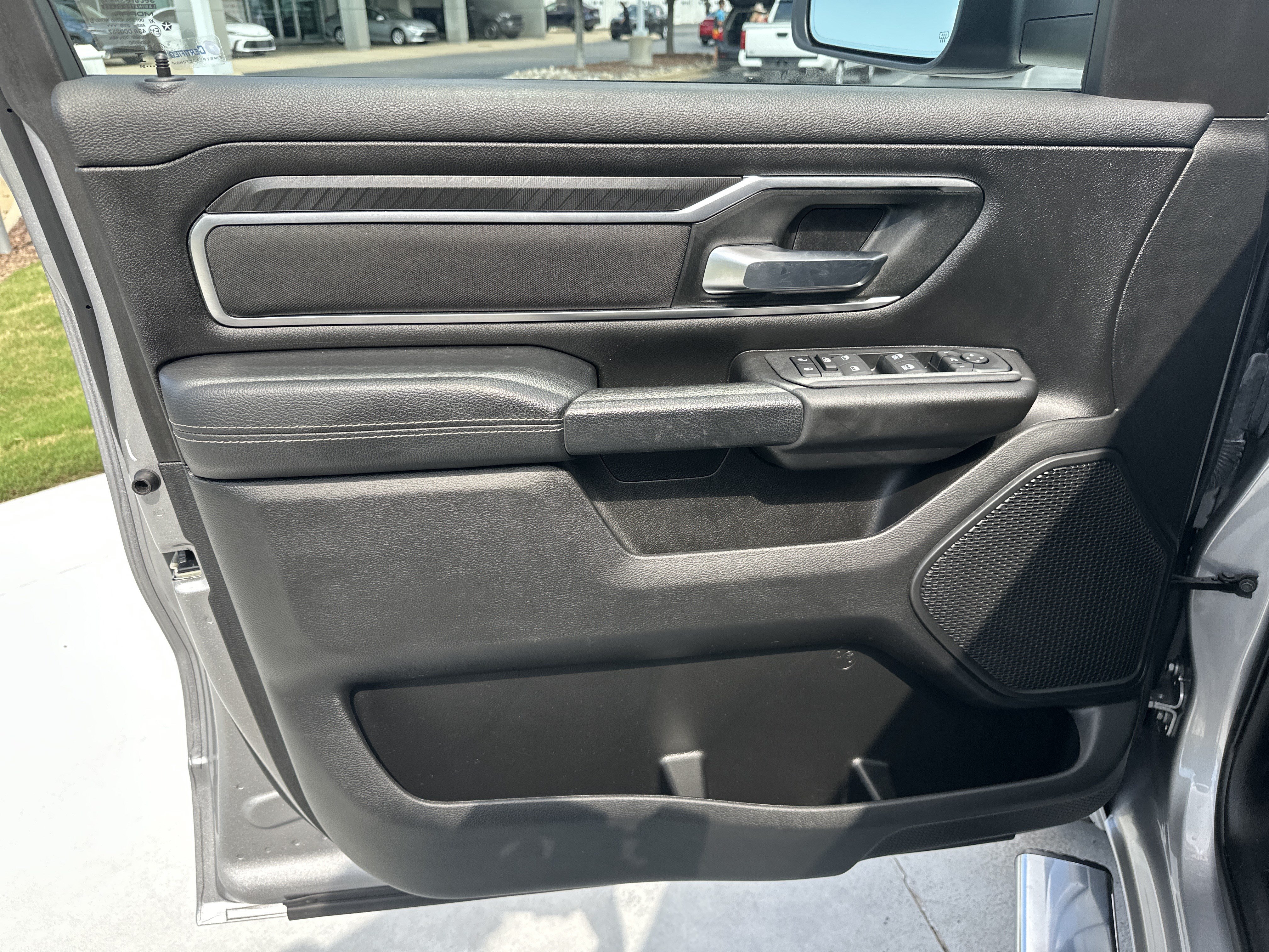 Used 2025 RAM 1500 Big Horn AWD/4WD image 14
