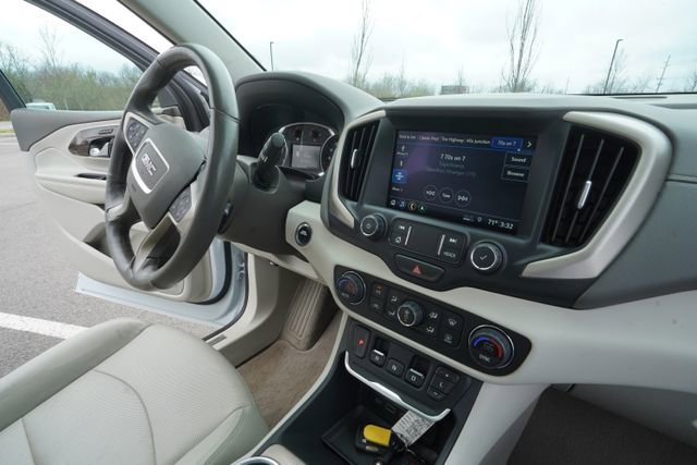 Used 2021 GMC Terrain Denali w/ Denali Premium Package image 33