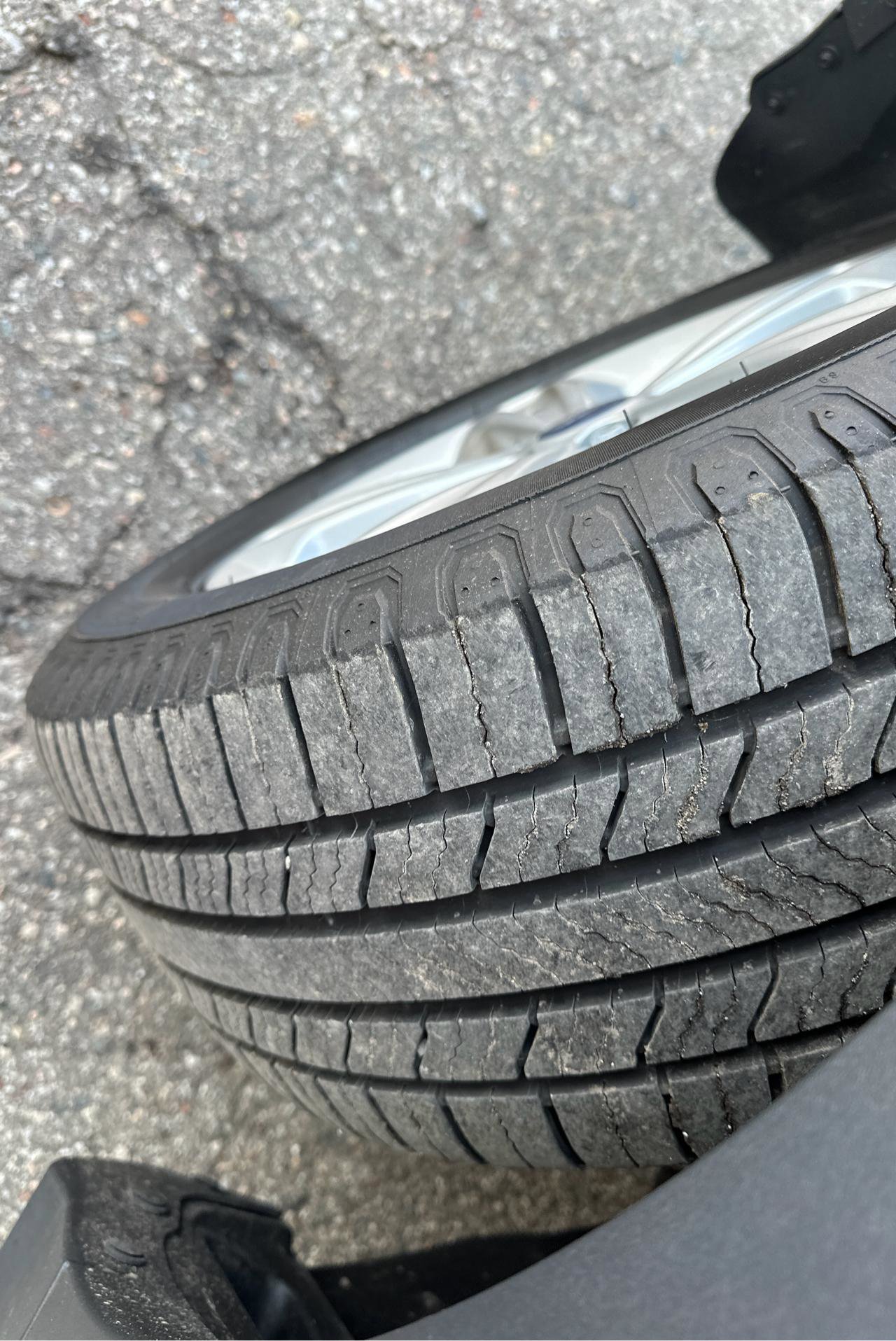 Used 2014 Ford Escape SE FWD image 9
