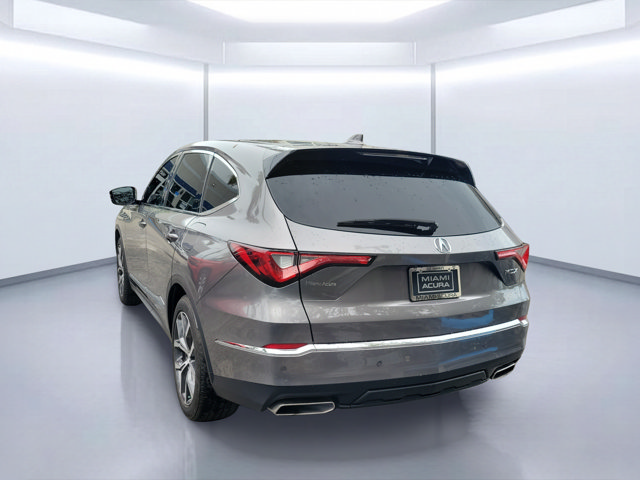 Used 2023 Acura MDX w/ Technology Package FWD image 3