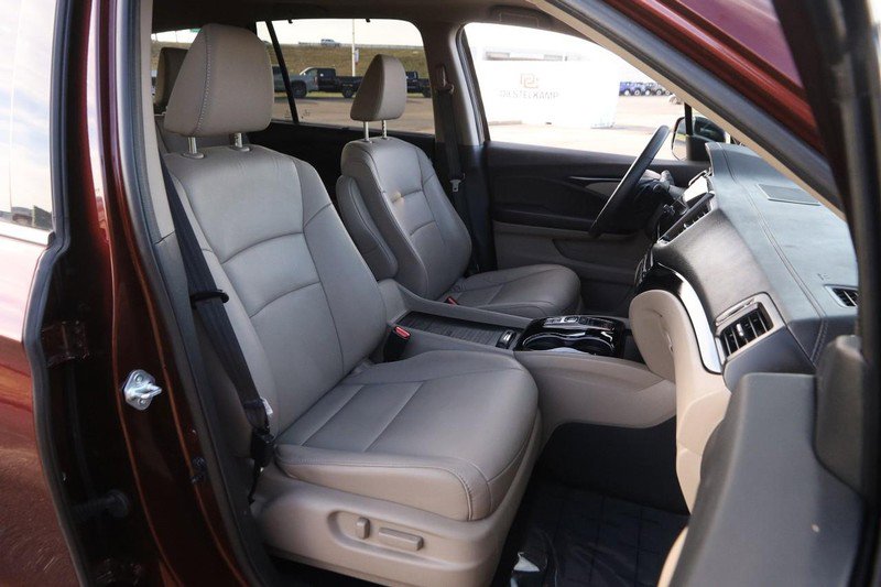 Used 2022 Honda Pilot Touring image 28