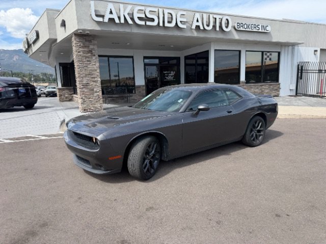 Used 2022 Dodge Challenger SXT w/ Blacktop Package RWD image 2