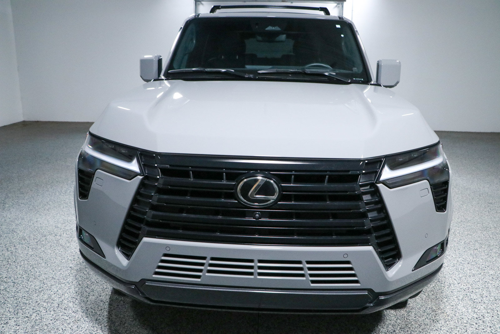 Used 2025 Lexus GX 550 w/ Accessory Package (Z1) AWD/4WD image 4
