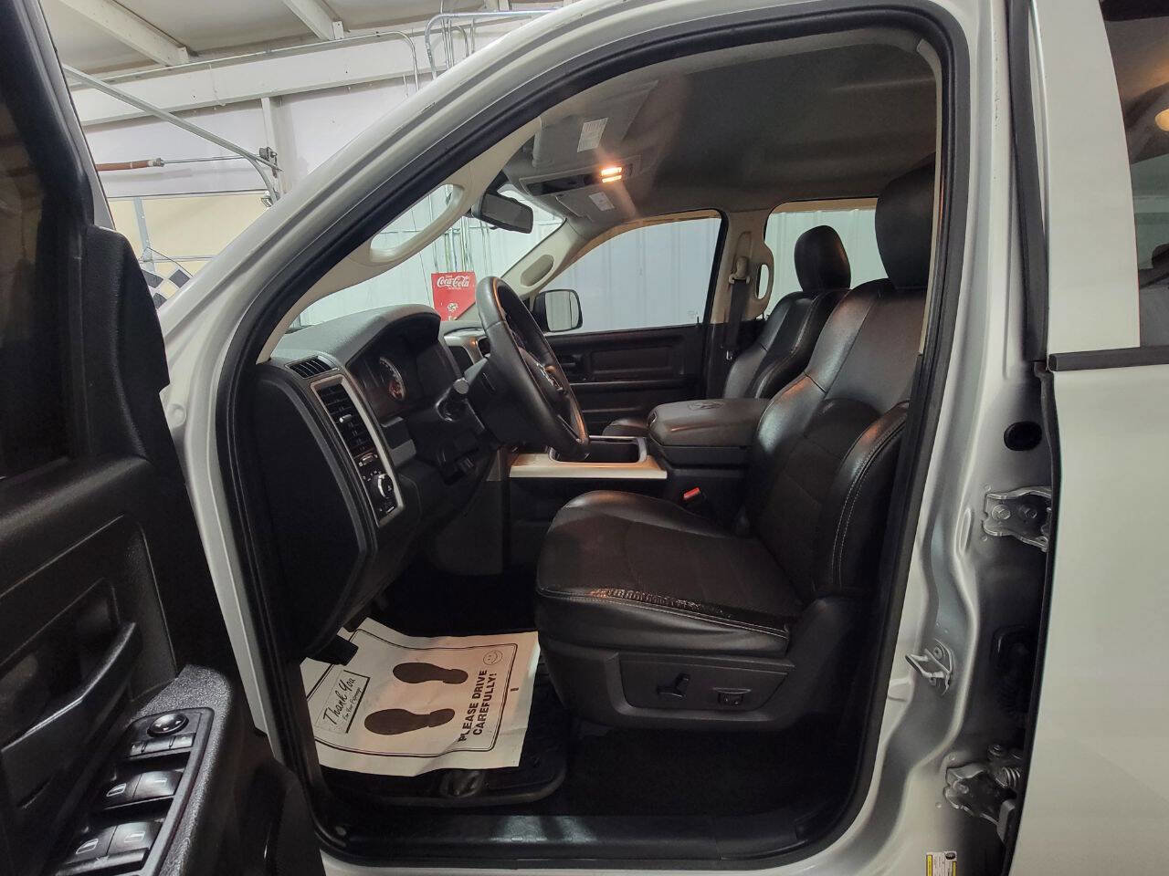 Used 2015 RAM 1500 Express AWD/4WD image 11