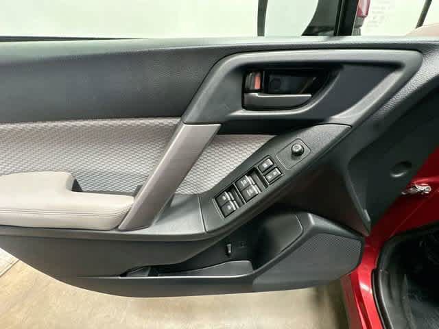 Used 2018 Subaru Forester 2.5i Premium w/ All-Weather Package AWD/4WD image 6