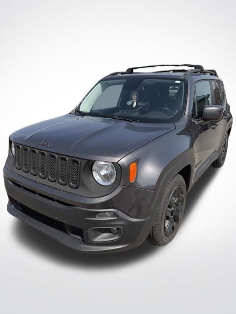Used 2017 Jeep Renegade Latitude image 3