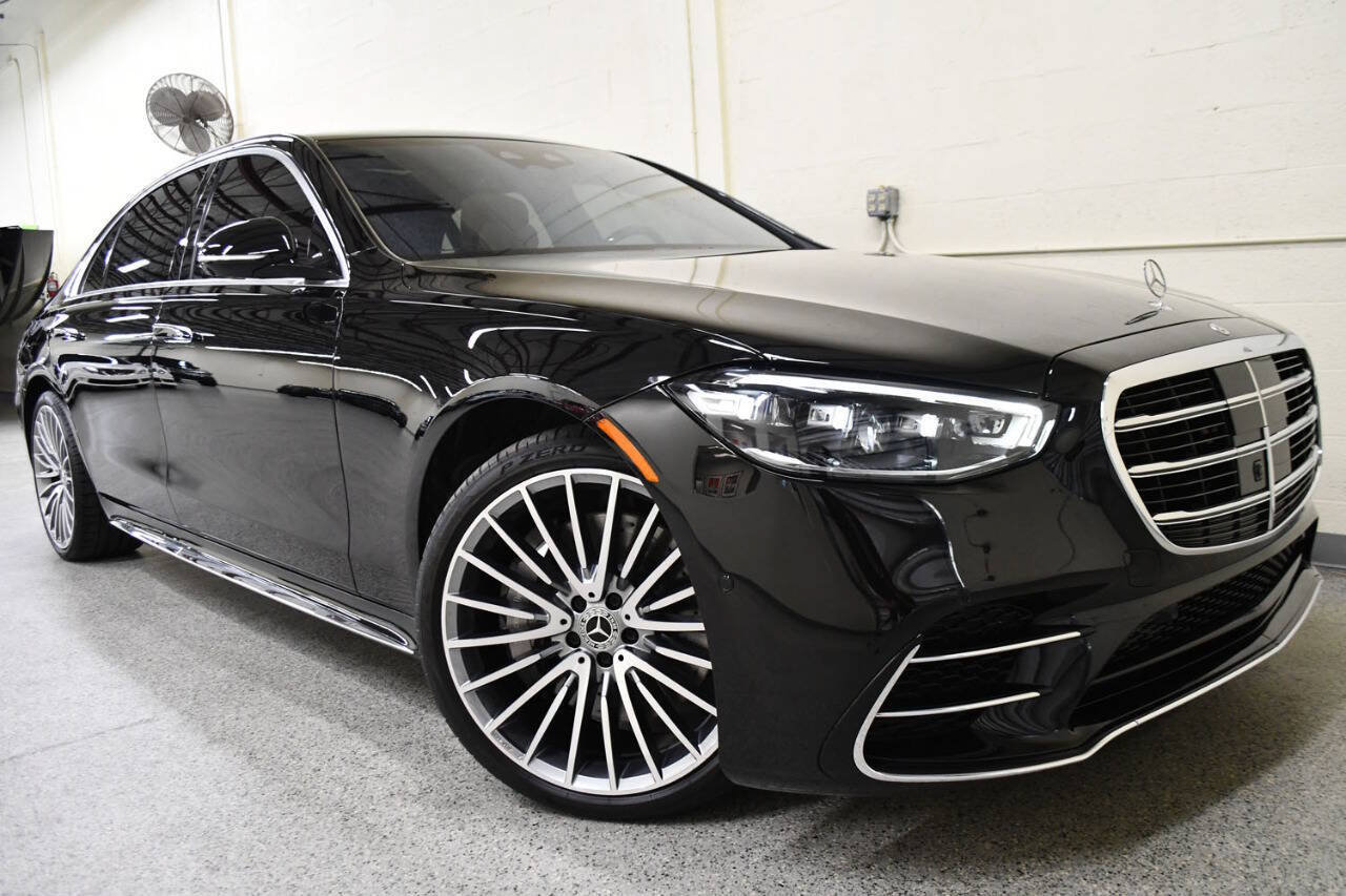 Used 2023 Mercedes-Benz S 580 4MATIC Sedan image 2