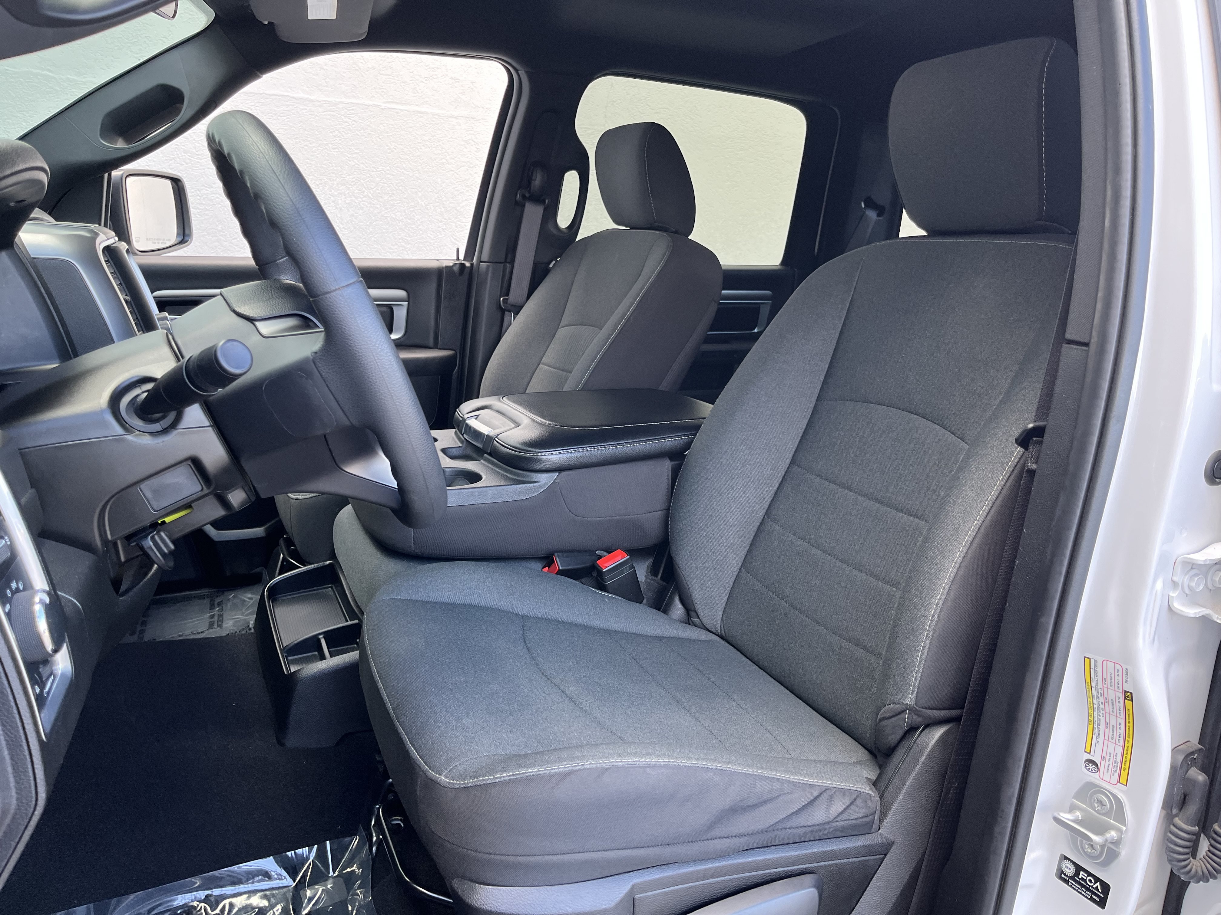 Used 2024 RAM 1500 Classic Warlock RWD image 2