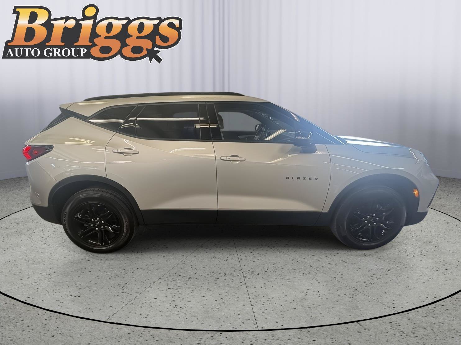 Used 2021 Chevrolet Blazer LT FWD image 5