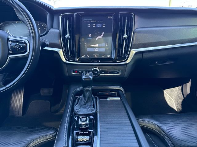 Used 2018 Volvo V90 T6 Cross Country w/ Convenience Package image 23
