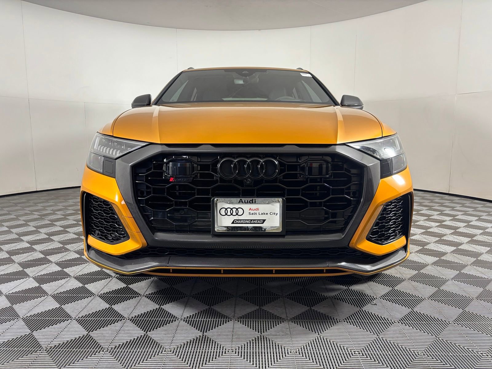 Used 2023 Audi RS Q8 w/ Black Optic Package AWD/4WD image 3