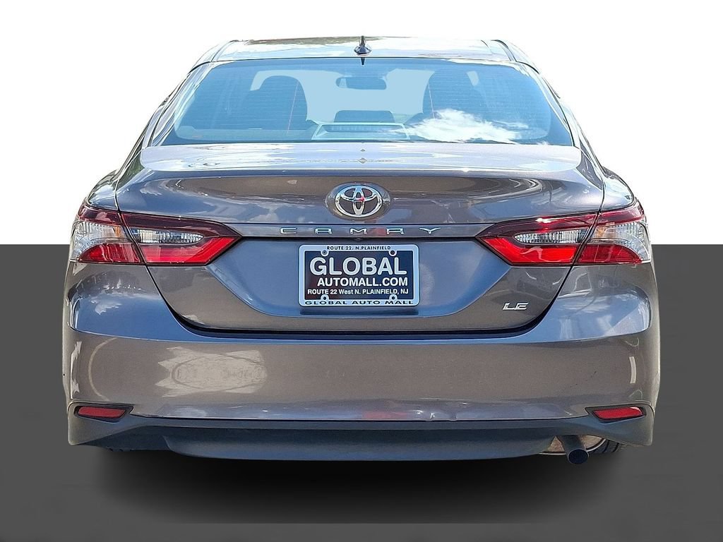Used 2024 Toyota Camry LE FWD image 6