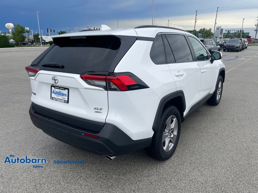 Used 2024 Toyota RAV4 XLE AWD/4WD image 5