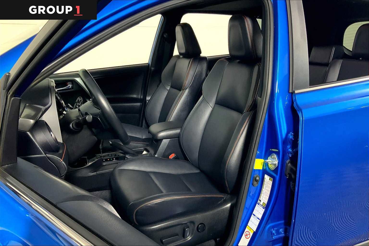 Used 2017 Toyota RAV4 SE image 7