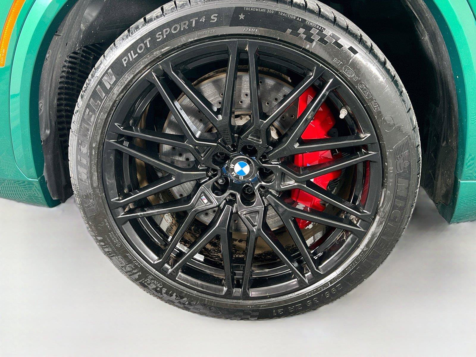 Used 2025 BMW X5 M Competition w/ Executive Package AWD/4WD image 34