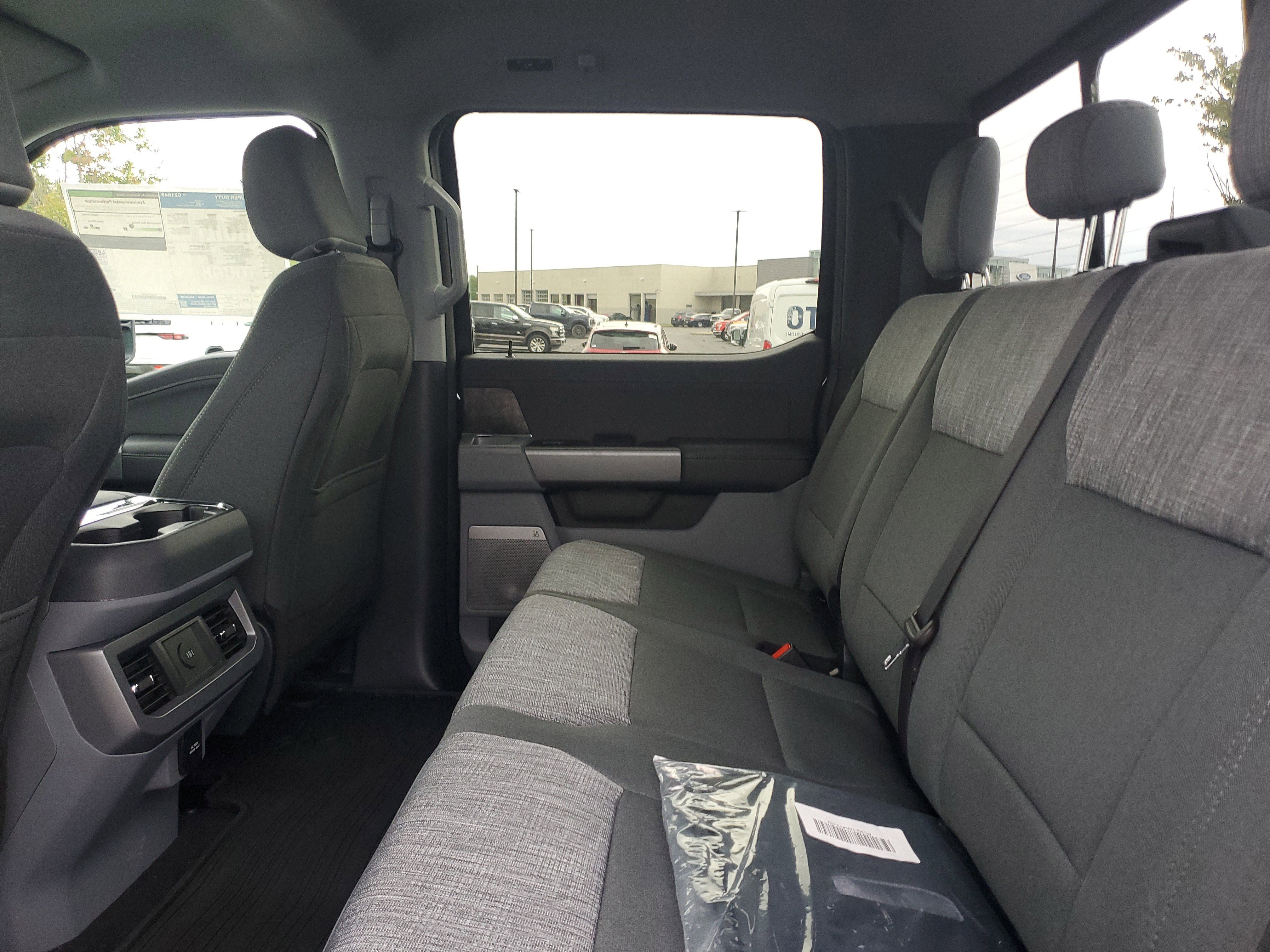 New 2026 Ford F250 XLT w/ XLT Premium Package image 9