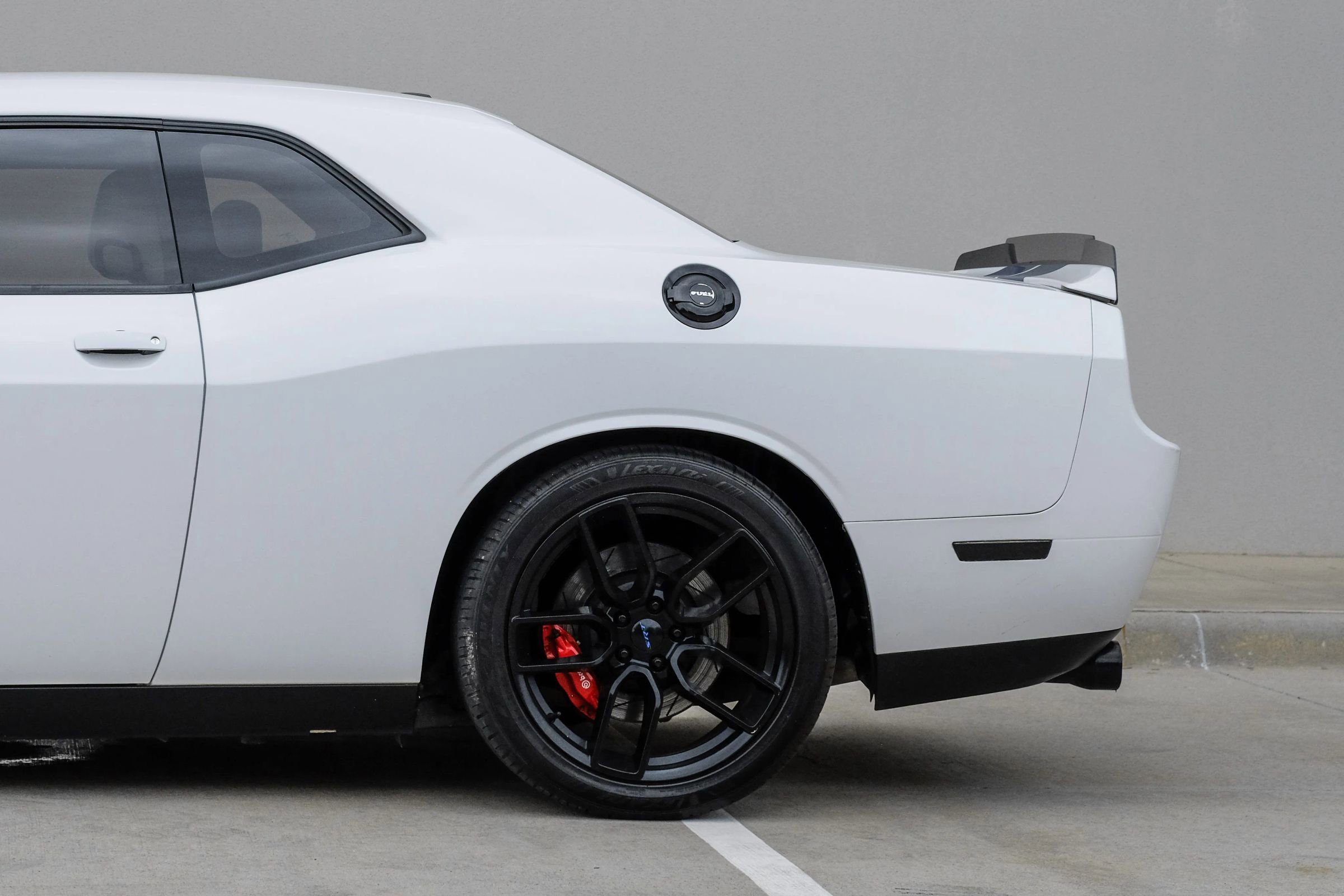 Used 2011 Dodge Challenger SRT8 RWD image 12