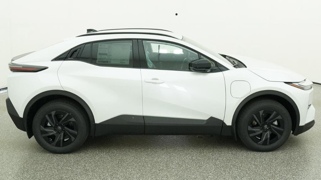 New 2026 Toyota C-HR AWD/4WD image 14