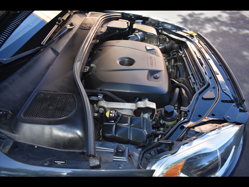 Used 2016 Volvo XC60 T5 Platinum FWD image 43