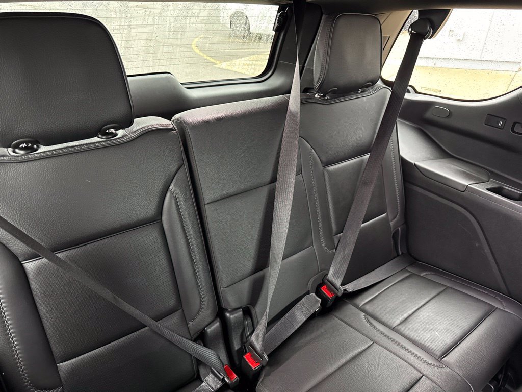 Used 2024 GMC Yukon Denali AWD/4WD image 28