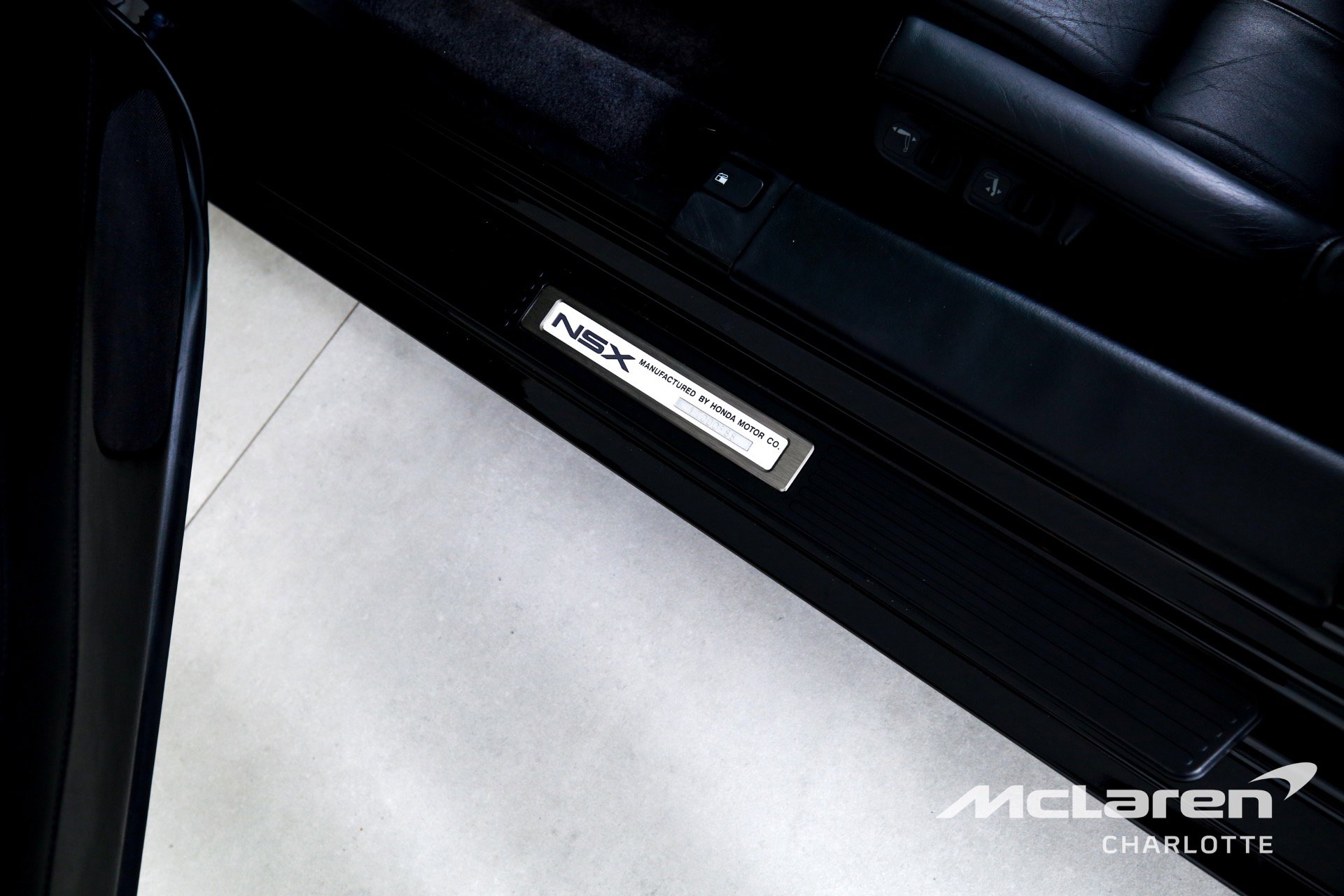 Used 1997 Acura NSX T image 17