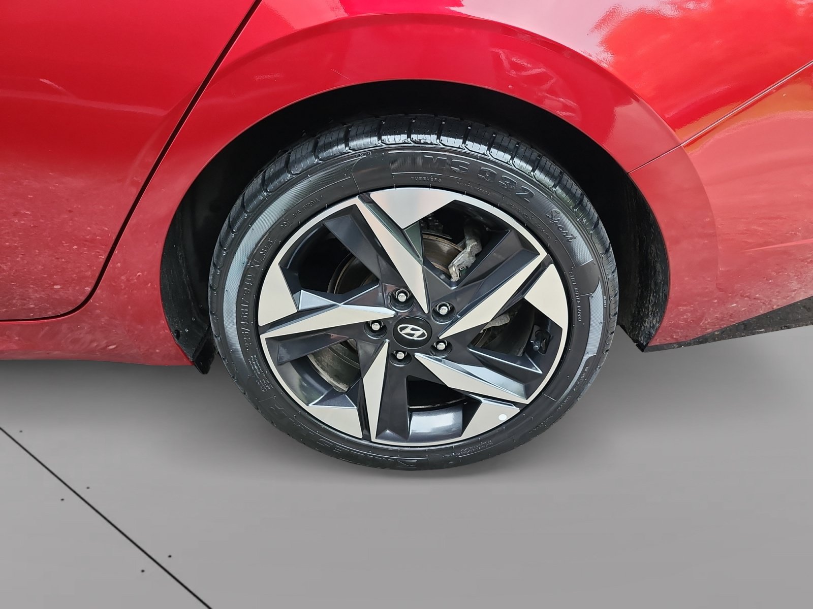Used 2023 Hyundai Elantra Limited FWD image 14