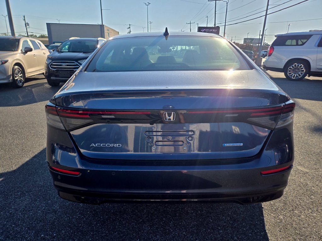 Used 2025 Honda Accord EX-L image 6
