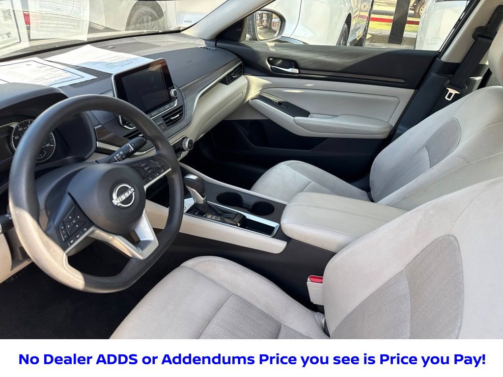 Certified 2025 Nissan Altima 2.5 SV FWD image 14