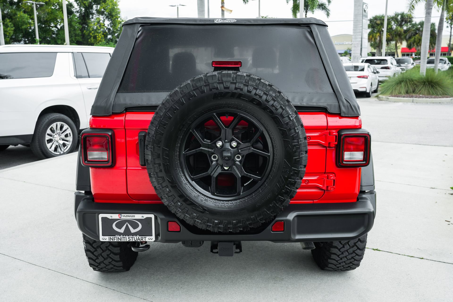 Used 2024 Jeep Wrangler Willys image 25