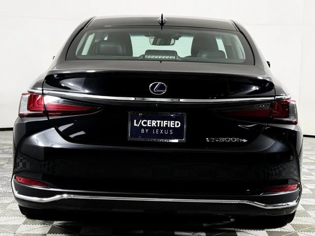 Certified 2022 Lexus ES 300h Ultra Luxury w/ Accessory Package 2 FWD image 8