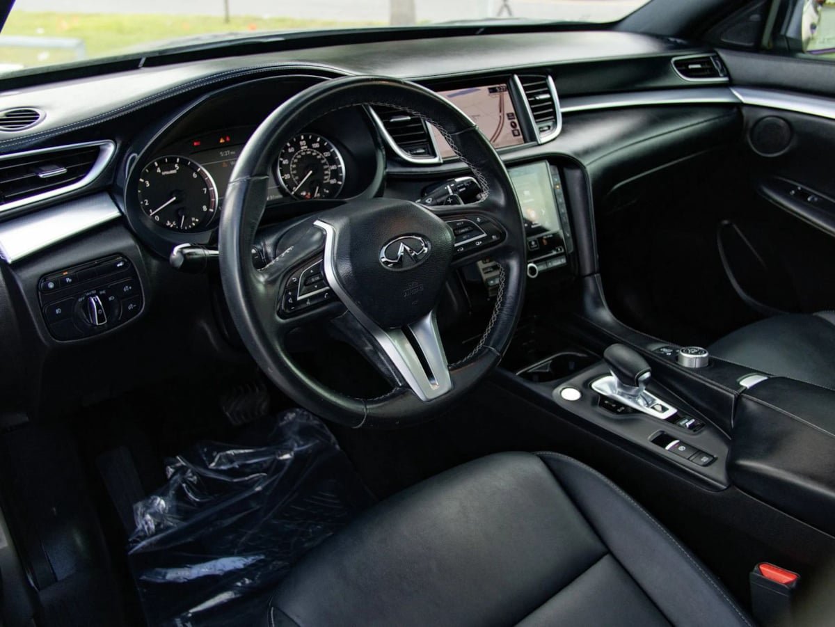 Used 2020 INFINITI QX50 Essential w/ Edition 30 Package FWD image 18