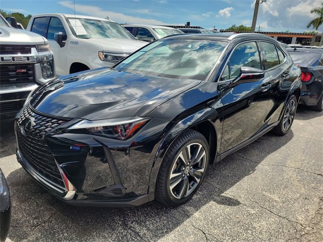Used 2023 Lexus UX 250h FWD w/ Premium Package image 34