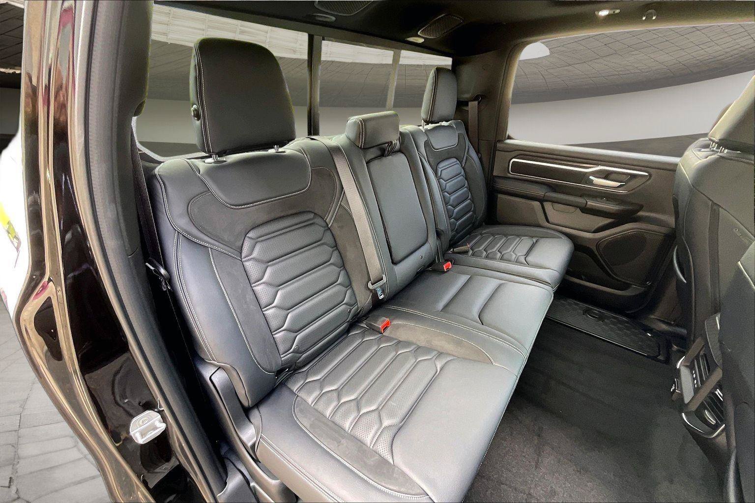 New 2026 RAM 1500 Big Horn AWD/4WD image 10