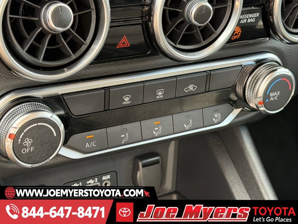 Used 2025 Nissan Sentra SV image 19