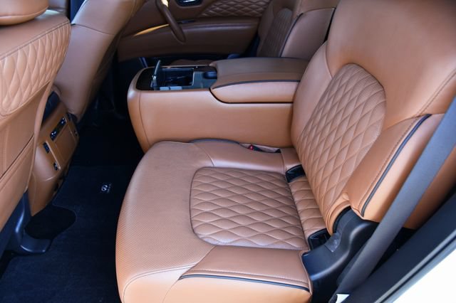 Certified 2024 INFINITI QX80 Sensory w/ Cargo Package AWD/4WD image 19