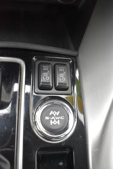 Used 2024 Mitsubishi Eclipse Cross SE image 37