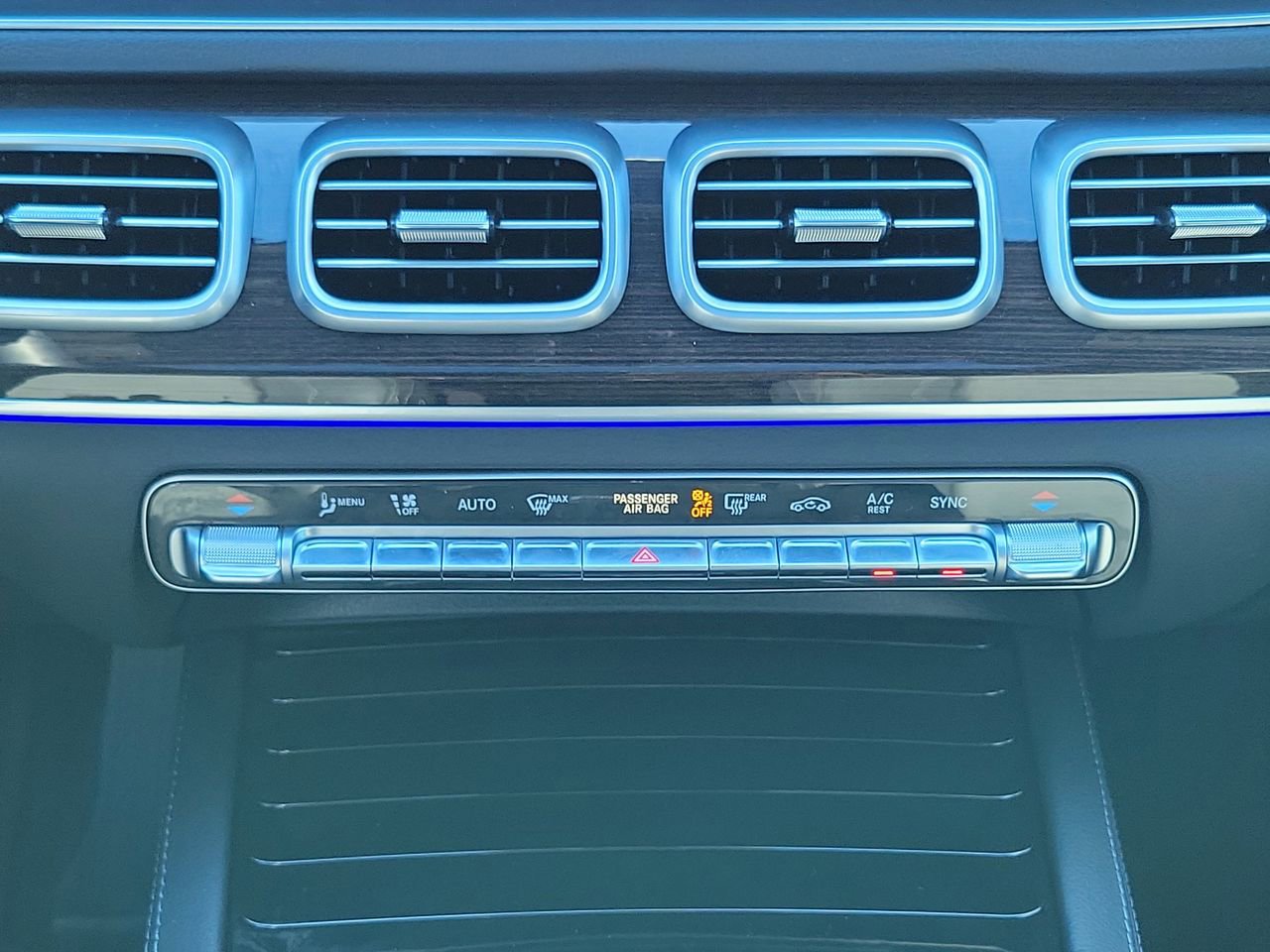 New 2025 Mercedes-Benz GLE 350 4MATIC image 18