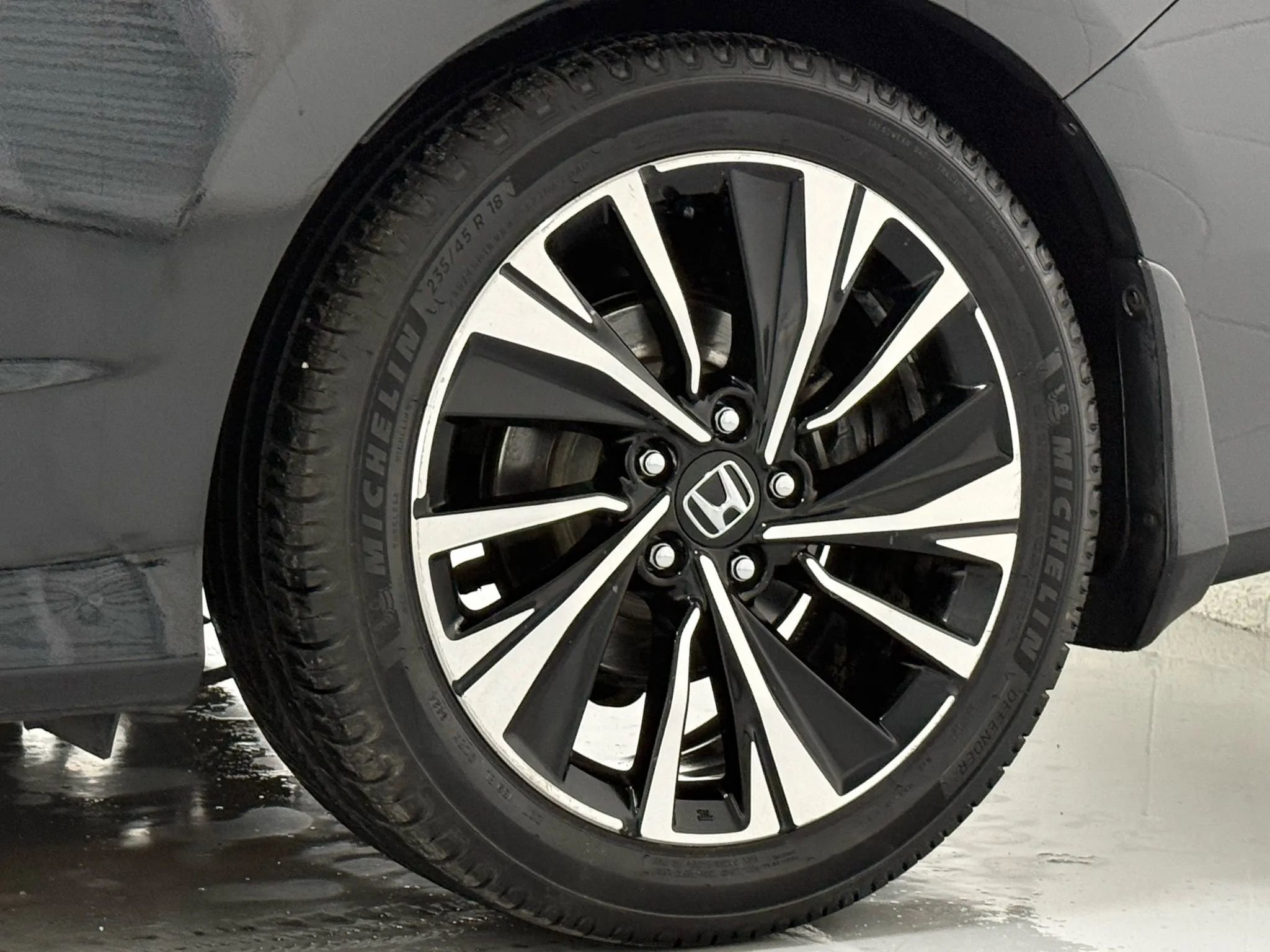 Used 2017 Honda Accord EX-L image 31