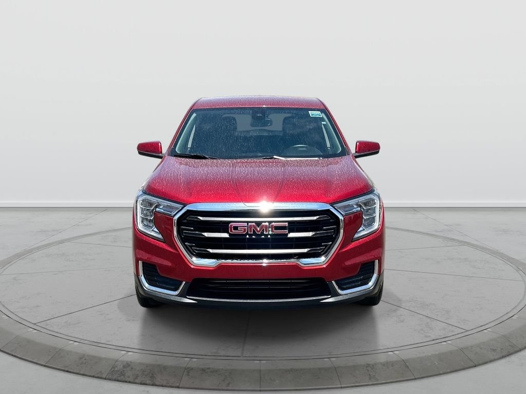 Used 2023 GMC Terrain SLE FWD image 3