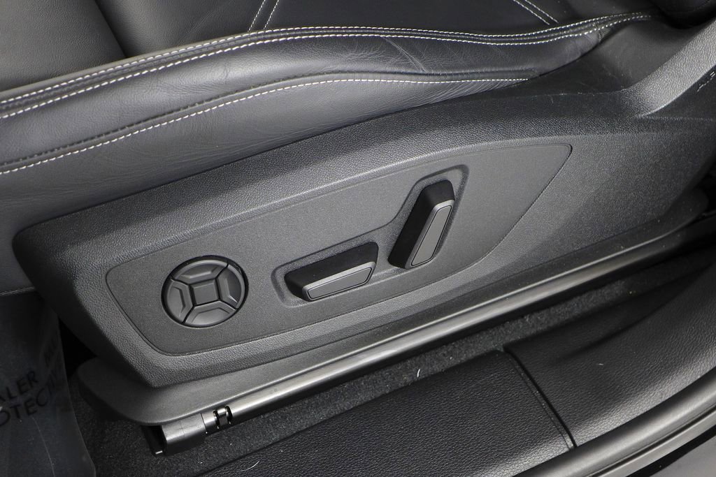 Used 2025 Audi Q3 2.0T Premium w/ Convenience Package image 23