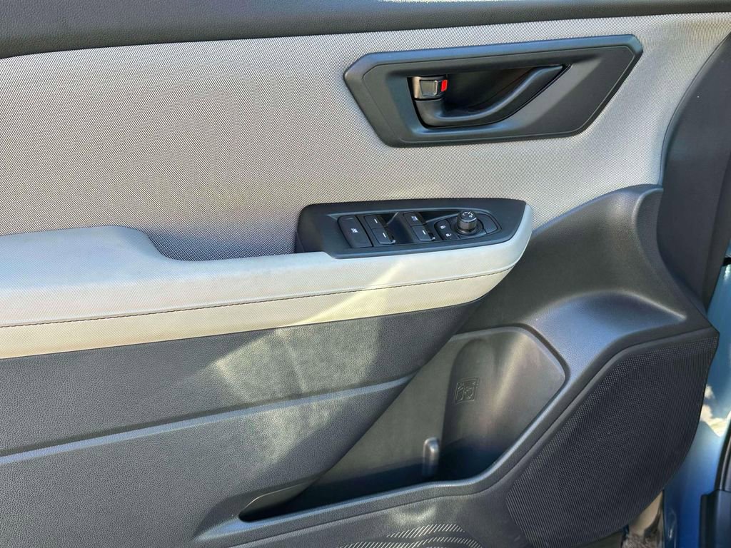 Certified 2025 Subaru Forester image 15